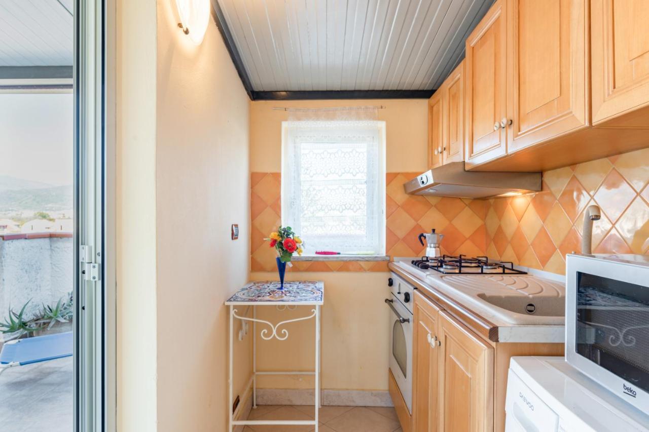 Giardini Naxos Apartment With Terrace Near The Sea Экстерьер фото